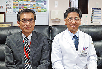 指定申請で中心的役割を果たした太田院長（右）と岸・事務部長