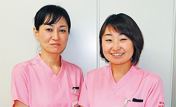 「患者さんが、その人らしい生活を続けていけるようお手伝いしていきたい」と船橋看護師（右）、清水看護師