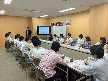 災害医療に関心をもつ多職種が参加